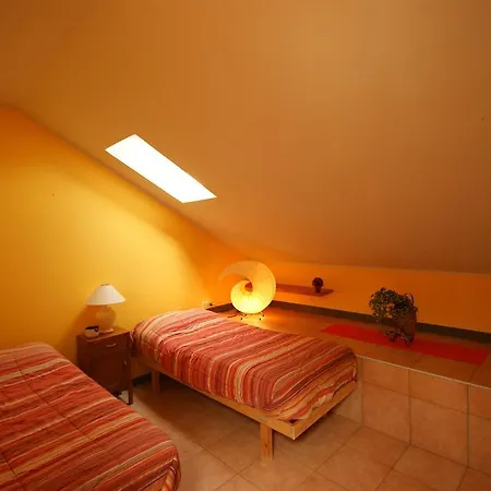 Cortile Medievale Apartment
